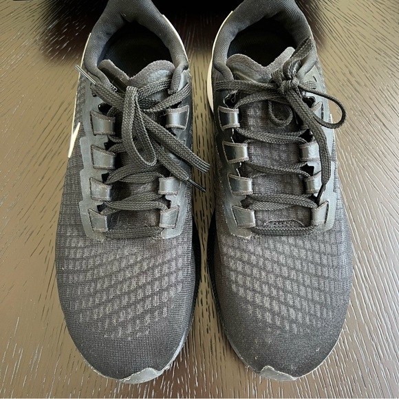 Nike Air Zoom Pegasus 37 Performance Fitness Running Shoes, Size 8.5 - Picture 8 of 13